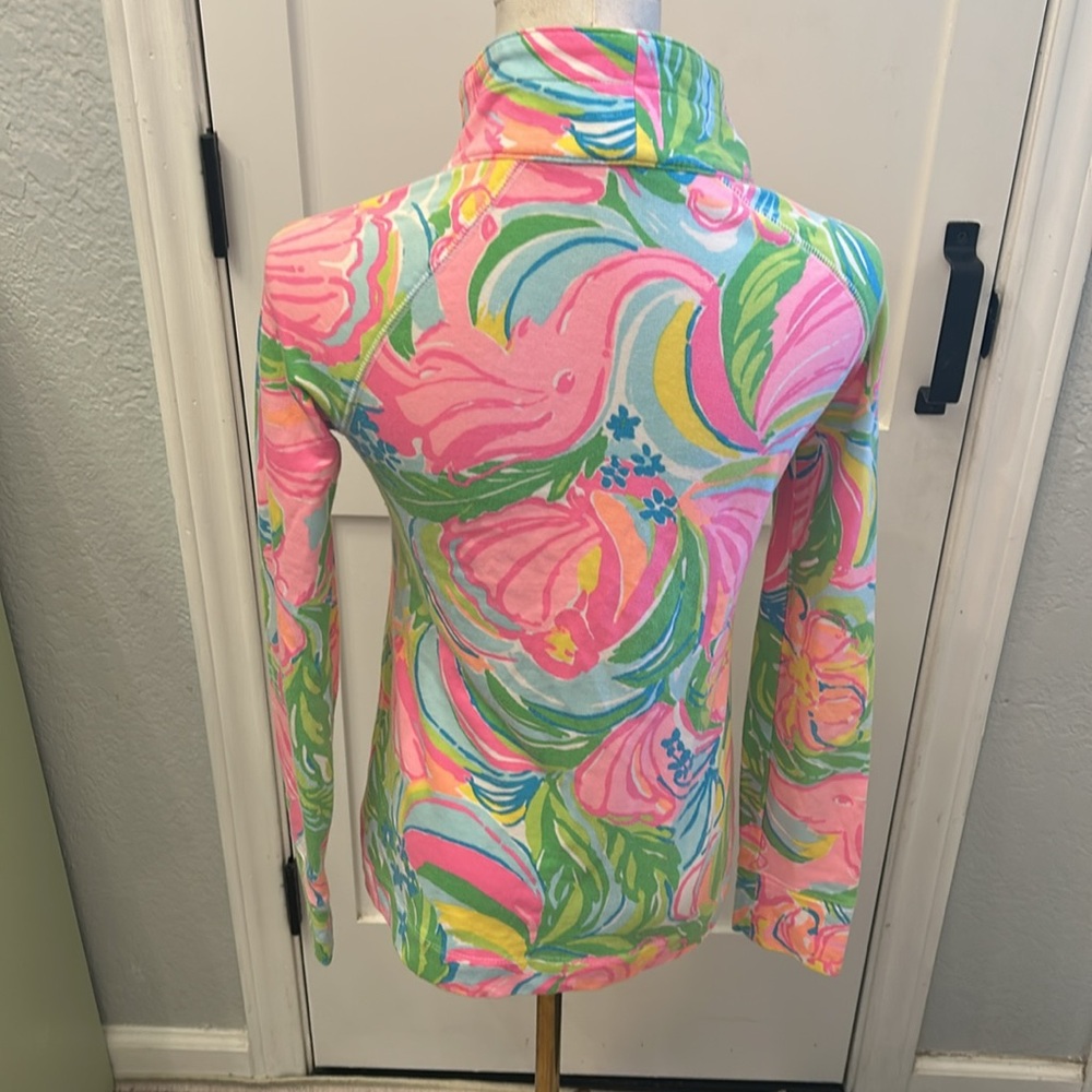 Lilly Pulitzer Active Top - Picture 5 of 8